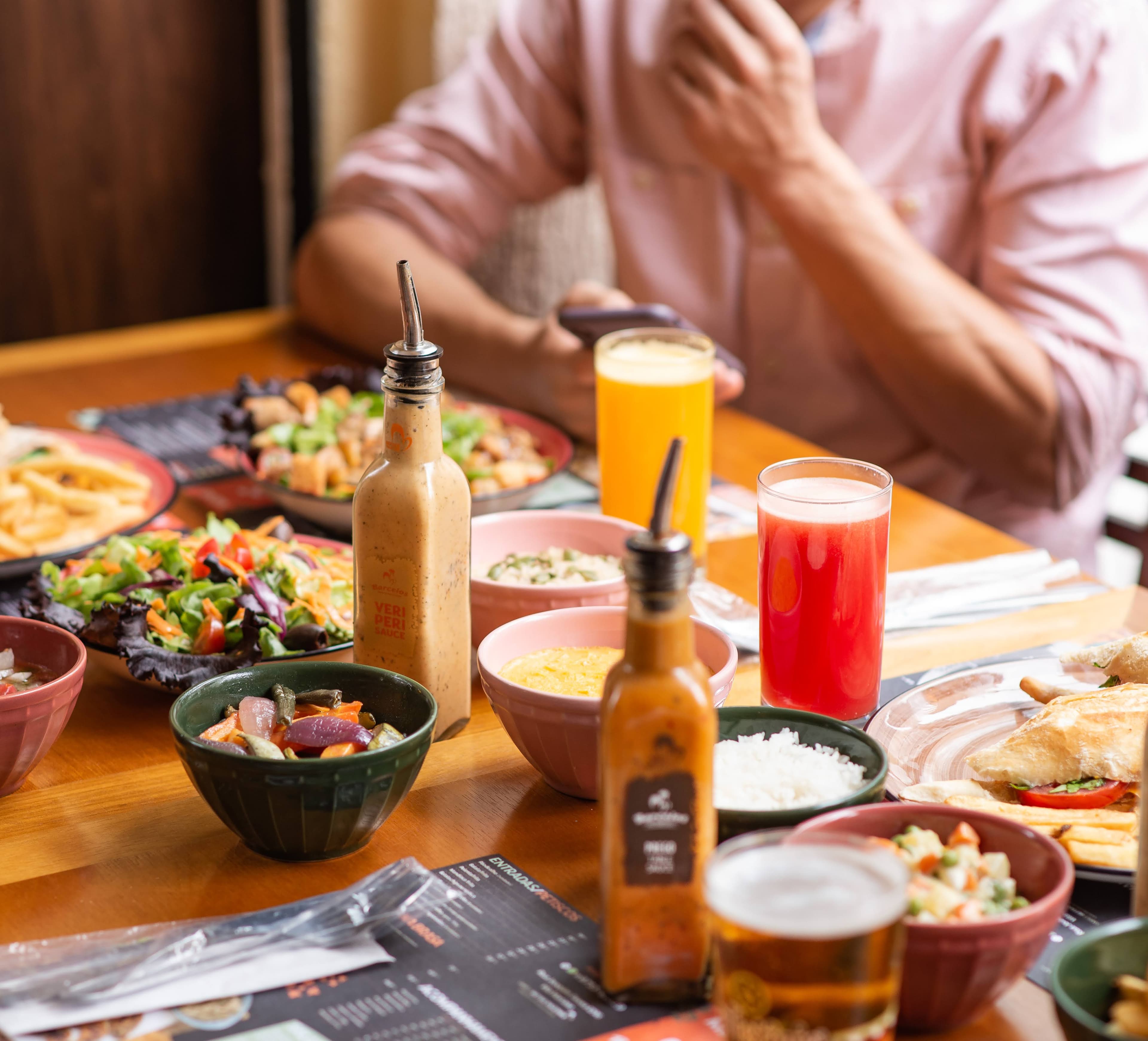 Frango Barcelos na brasa com molho Peri-Peri